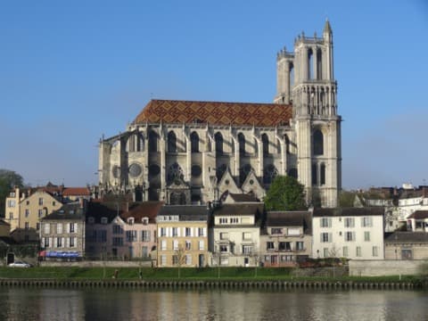 Élagage Mantes-la-Jolie
